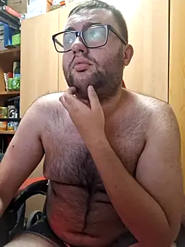 Snapshot of Javier_bear chatting on July 13, 2026, 9:25 pm Javier bear online show from July 13, 2026, 9:25 pm