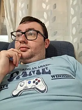 Snapshot of Javier_bear chatting on March 2, 2026, 11:00 pm Javier bear online show from March 2, 2026, 11:00 pm