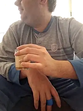 Snapshot of Javier_bear chatting on March 14, 2026, 9:15 am Javier bear online show from March 14, 2026, 9:15 am