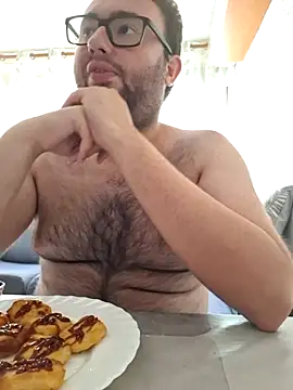Snapshot of Javier_bear chatting on June 29, 2026, 12:38 pm Javier bear online show from June 29, 2026, 12:38 pm