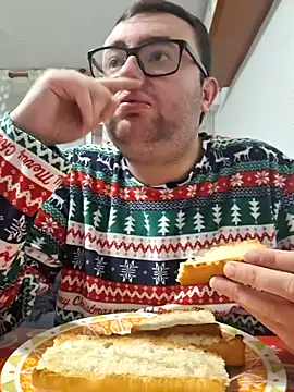 Snapshot of Javier_bear chatting on February 19, 2026, 10:51 pm Javier bear online show from February 19, 2026, 10:51 pm