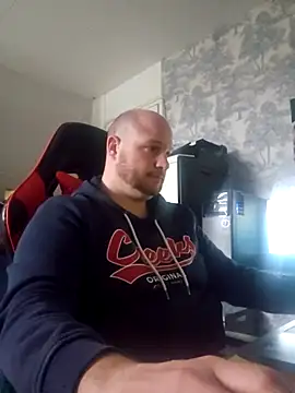 Snapshot of destructeur6 chatting on December 2, 2025, 12:40 pm destructeur6 online show from December 2, 2025, 12:40 pm