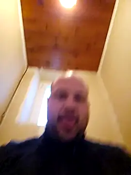 Snapshot of destructeur6 chatting on March 18, 2026, 5:47 pm destructeur6 online show from March 18, 2026, 5:47 pm