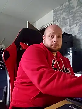 Snapshot of destructeur6 chatting on December 4, 2025, 1:21 pm destructeur6 online show from December 4, 2025, 1:21 pm