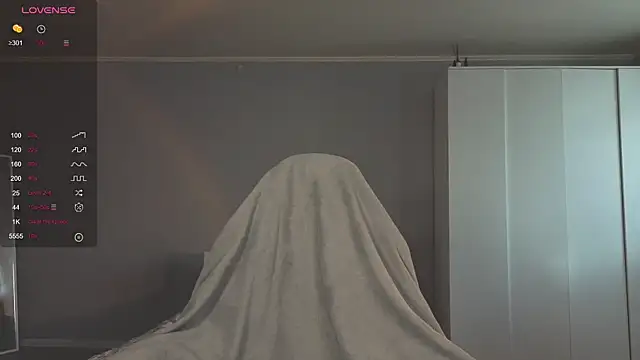 Snapshot of mollymila chatting on November 18, 2025, 7:11 am mollymila online show from November 18, 2025, 7:11 am