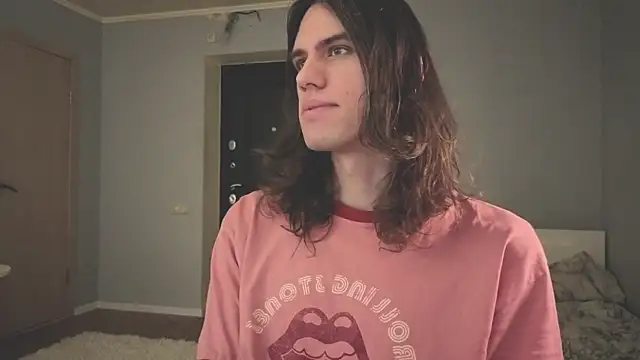 Snapshot of mollymila chatting on April 6, 2026, 11:06 pm mollymila online show from April 6, 2026, 11:06 pm