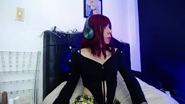 candyladyboy online show from February 11, 2026, 9:14 pm