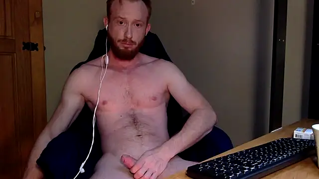 Snapshot of Smoker_Ginger chatting on October 17, 2025, 12:40 pm Smoker Ginger online show from October 17, 2025, 12:40 pm