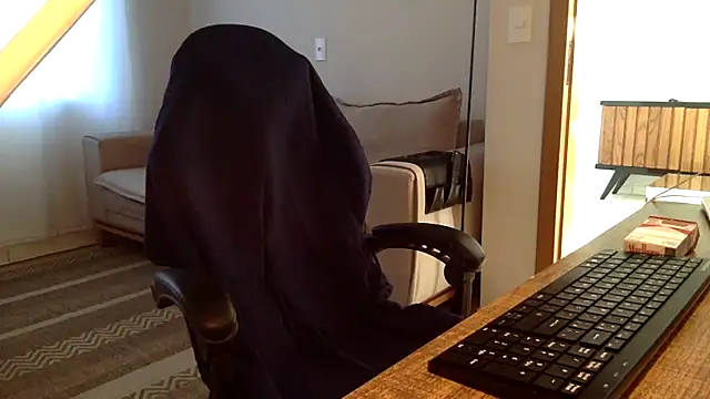 Smoker Ginger online show from March 26, 2026, 11:19 am