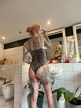 Stella-Kink online show from February 21, 2026, 11:12 am