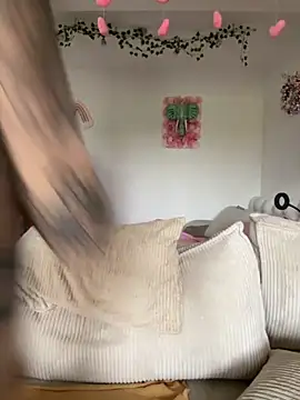 Snapshot of Stella-Kink chatting on October 10, 2025, 12:28 pm Stella-Kink online show from October 10, 2025, 12:28 pm