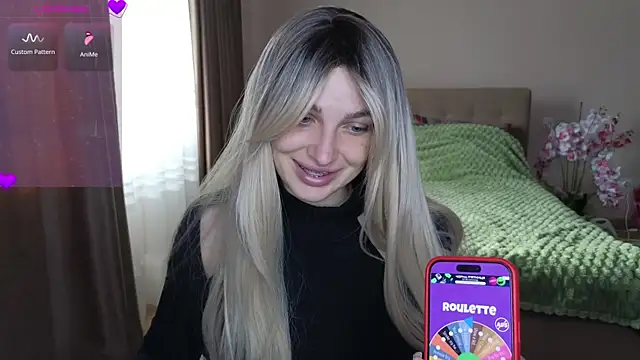 Snapshot of Yoda21 chatting on November 15, 2025, 11:14 am Yoda21 online show from November 15, 2025, 11:14 am