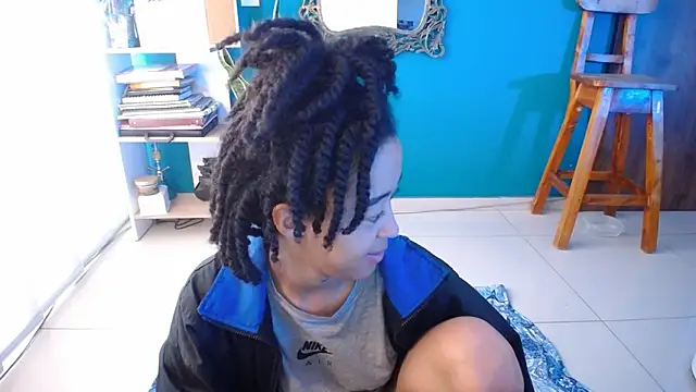 Snapshot of ela_0 chatting on November 19, 2025, 11:54 am ela 0 online show from November 19, 2025, 11:54 am