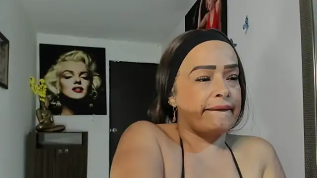 Snapshot of seleneh chatting on August 7, 2026, 6:47 pm seleneh online show from August 7, 2026, 6:47 pm