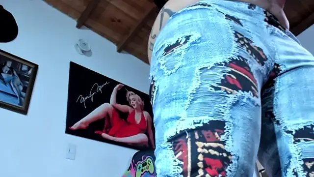 seleneh online show from January 14, 2026, 6:00 pm