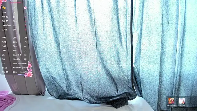 Snapshot of Amina_hafsa chatting on August 5, 2026, 5:29 pm Amina hafsa online show from August 5, 2026, 5:29 pm