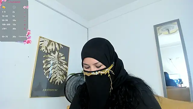 Snapshot of Amina_hafsa chatting on June 19, 2026, 8:36 pm Amina hafsa online show from June 19, 2026, 8:36 pm