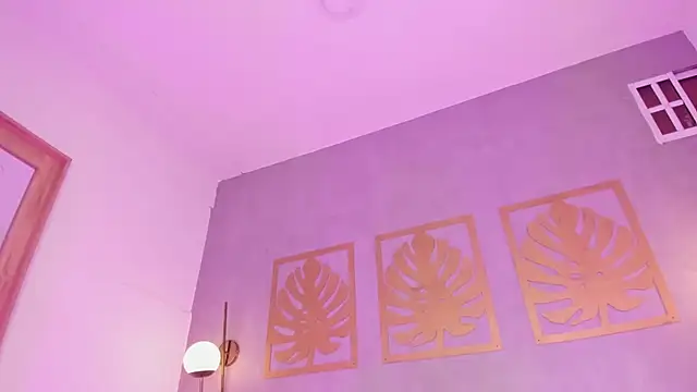 Snapshot of majo_rosse_ chatting on March 27, 2026, 7:15 pm majo rosse online show from March 27, 2026, 7:15 pm