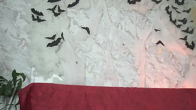 Snapshot of roselinedior chatting on October 30, 2025, 3:53 pm roselinedior online show from October 30, 2025, 3:53 pm