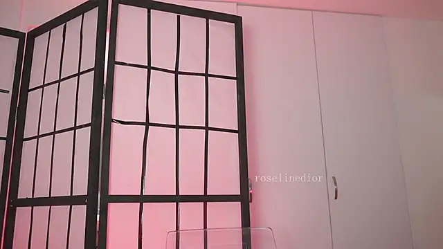 roselinedior online show from May 3, 2026, 1:36 pm