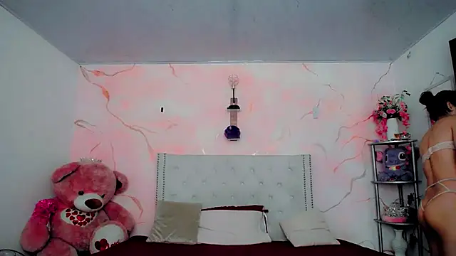 maria camilacms online show from July 21, 2026, 6:42 pm