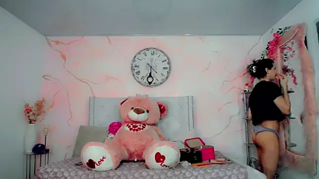 Snapshot of maria_camilacms chatting on February 24, 2026, 6:09 pm maria camilacms online show from February 24, 2026, 6:09 pm