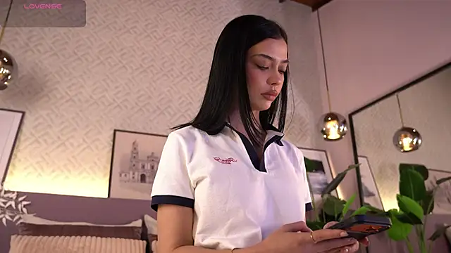 ElleDiane online show from January 10, 2026, 10:16 pm