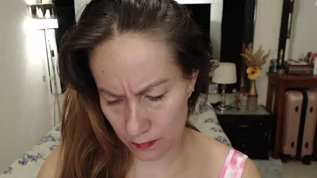 CATRINA-83 online show from November 24, 2025, 2:06 pm