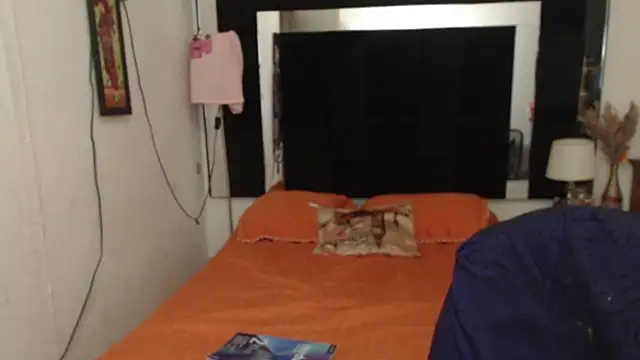 CATRINA-83 online show from October 31, 2025, 5:09 pm