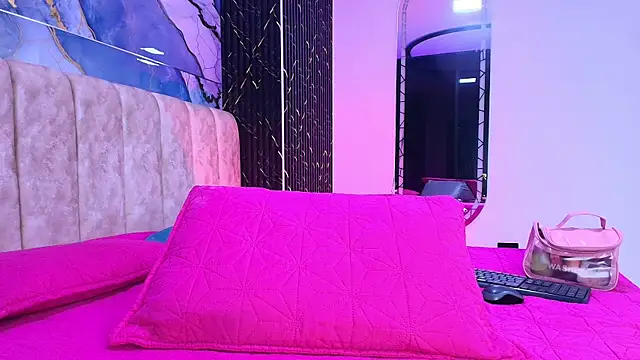 Snapshot of arl_chloee chatting on July 30, 2026, 3:05 am arl chloee online show from July 30, 2026, 3:05 am