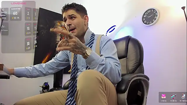 Snapshot of Nicolas_Fellener chatting on October 24, 2025, 4:44 am Nicolas Fellener online show from October 24, 2025, 4:44 am