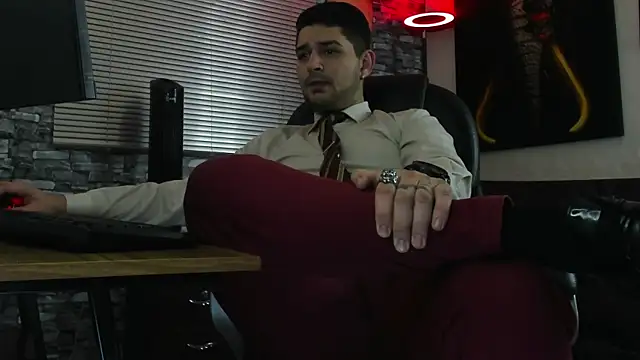 Snapshot of Nicolas_Fellener chatting on June 27, 2026, 2:06 am Nicolas Fellener online show from June 27, 2026, 2:06 am