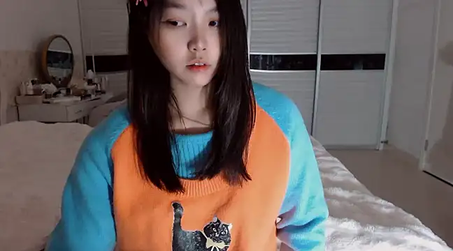 Snapshot of -Lucky_Girl chatting on March 1, 2025, 1:22 am -Lucky Girl online show from March 1, 2025, 1:22 am
