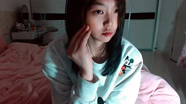 -Lucky Girl online show from March 1, 2026, 2:22 am