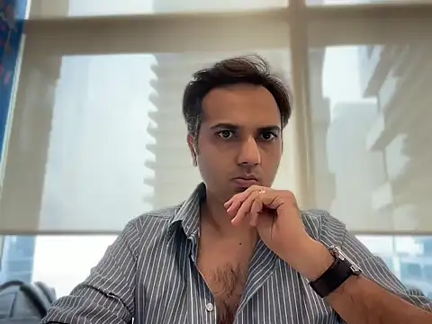 immog727 online show from February 1, 2026, 9:18 am