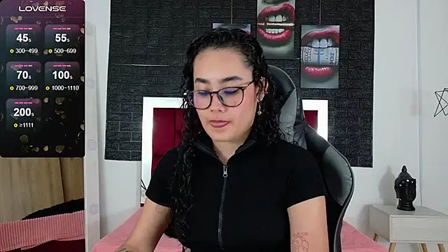 Snapshot of kathy1_sc chatting on November 4, 2025, 8:45 pm kathy1 sc online show from November 4, 2025, 8:45 pm