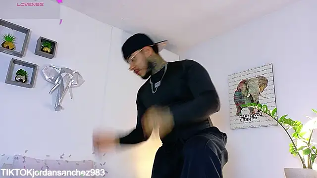 Snapshot of JordanSmiith_ chatting on February 27, 2026, 10:31 pm JordanSmiith online show from February 27, 2026, 10:31 pm