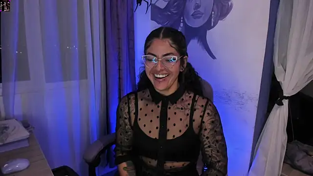 witchviolet online show from November 22, 2025, 4:22 am