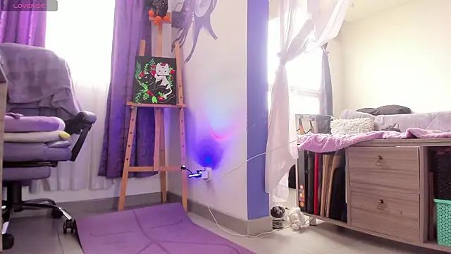 Snapshot of witchviolet chatting on March 12, 2026, 1:59 pm witchviolet online show from March 12, 2026, 1:59 pm