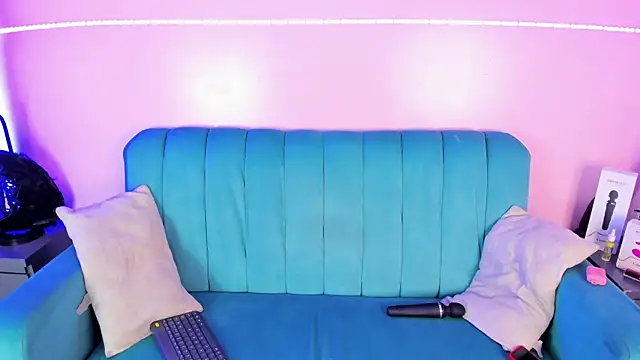 Snapshot of Evang_hot chatting on October 21, 2025, 3:11 pm Evang hot online show from October 21, 2025, 3:11 pm