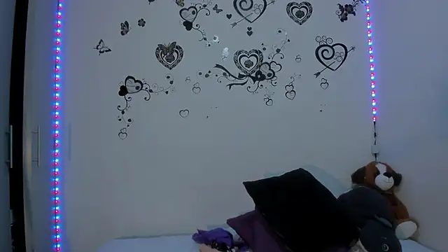 Linisprincehot69 online show from February 7, 2026, 10:34 am