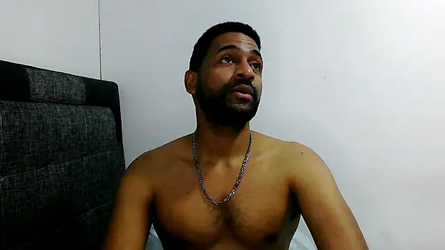 Snapshot of bbcblackhot34 chatting on February 24, 2025, 10:03 pm bbcblackhot34 online show from February 24, 2025, 10:03 pm