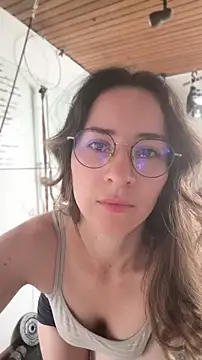 ssara miranda online show from April 24, 2026, 3:47 pm