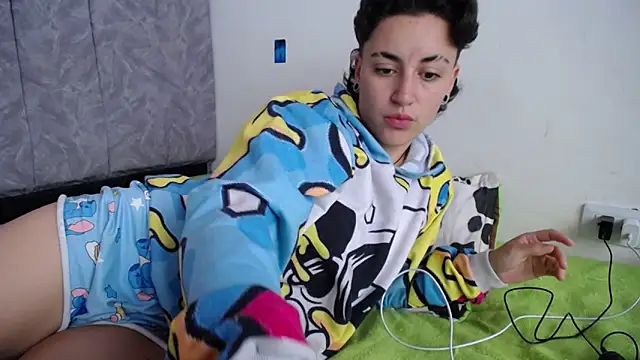 linda 33 online show from December 4, 2025, 8:08 pm