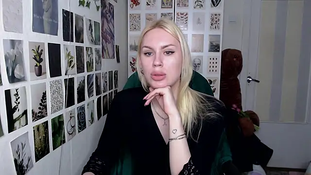 CapriScorpion online show from April 29, 2026, 5:52 pm