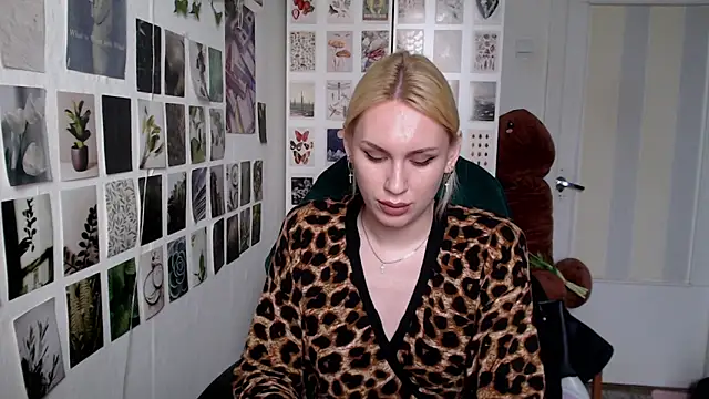 CapriScorpion online show from May 7, 2026, 12:19 pm
