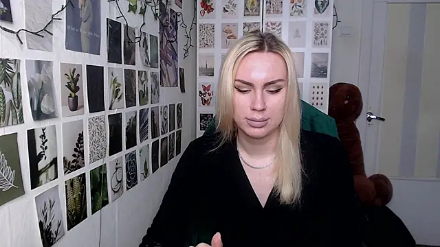 CapriScorpion online show from January 13, 2026, 12:09 pm