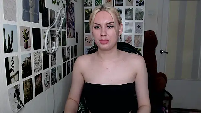 CapriScorpion online show from November 5, 2025, 10:29 am