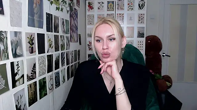 CapriScorpion online show from April 27, 2026, 5:11 pm