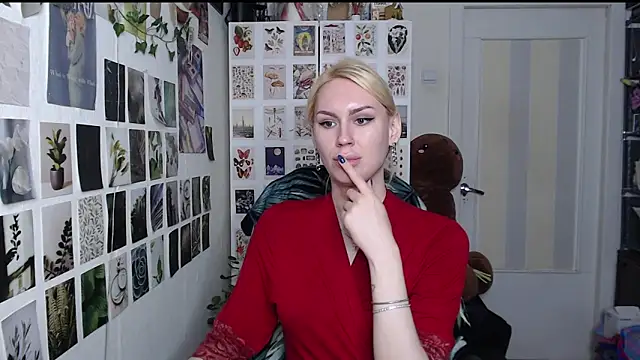 Snapshot of CapriScorpion chatting on May 25, 2026, 3:33 pm CapriScorpion online show from May 25, 2026, 3:33 pm
